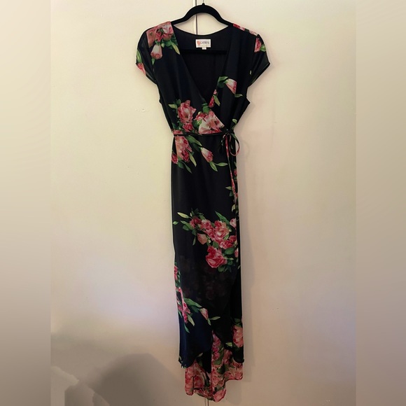 L’ATISTE maxi wrap dress, black w/ floral, Large.